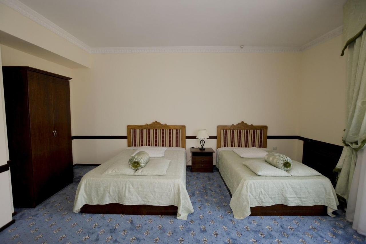 Sultan Hotel בוקורו מראה חיצוני תמונה