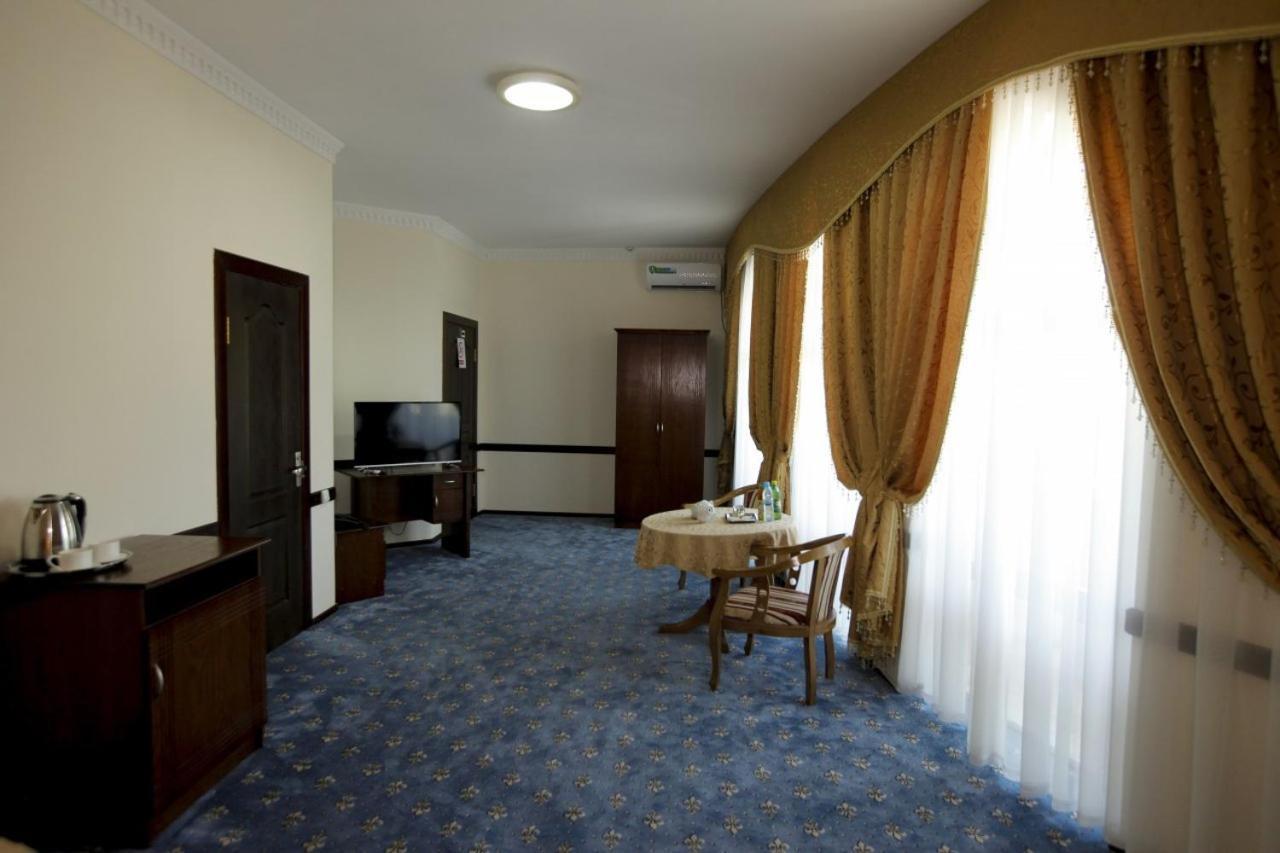Sultan Hotel בוקורו מראה חיצוני תמונה