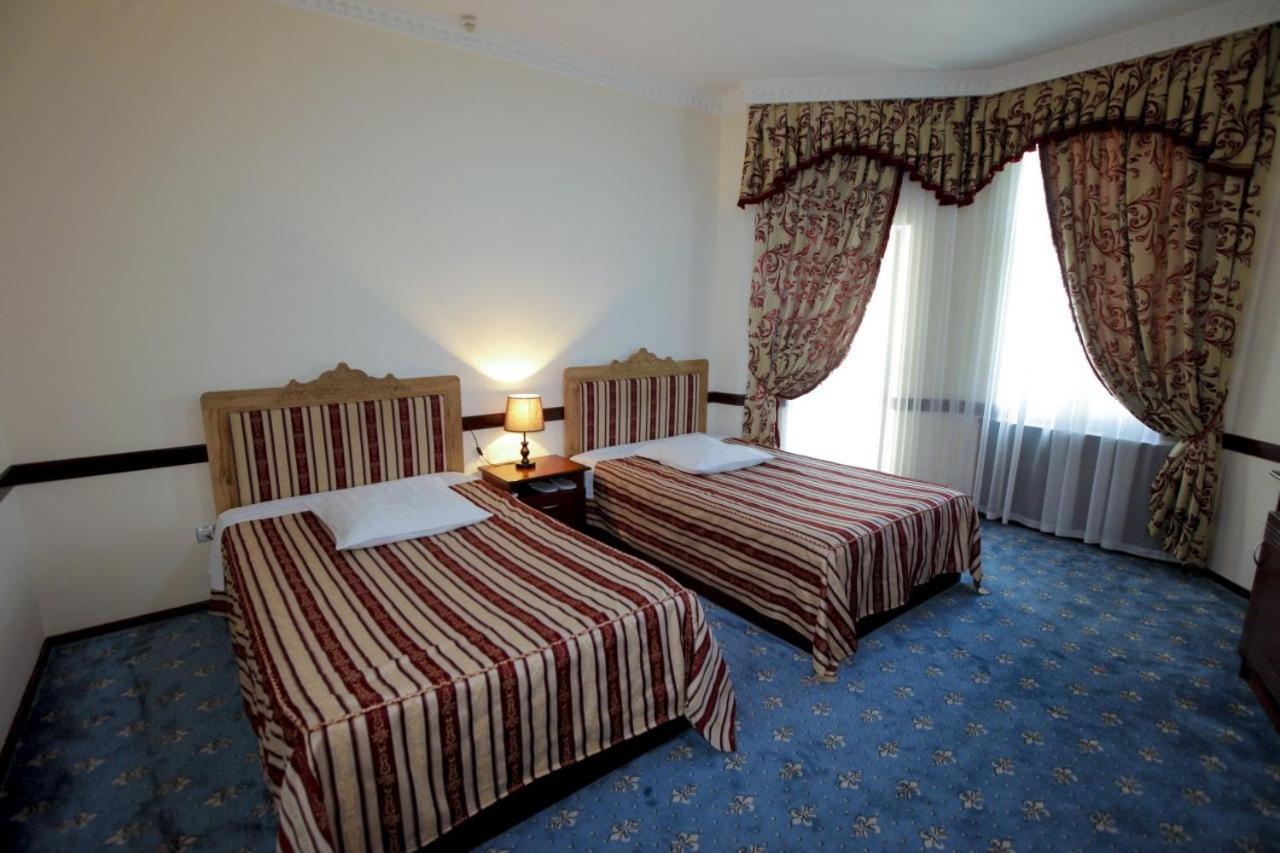 Sultan Hotel בוקורו מראה חיצוני תמונה
