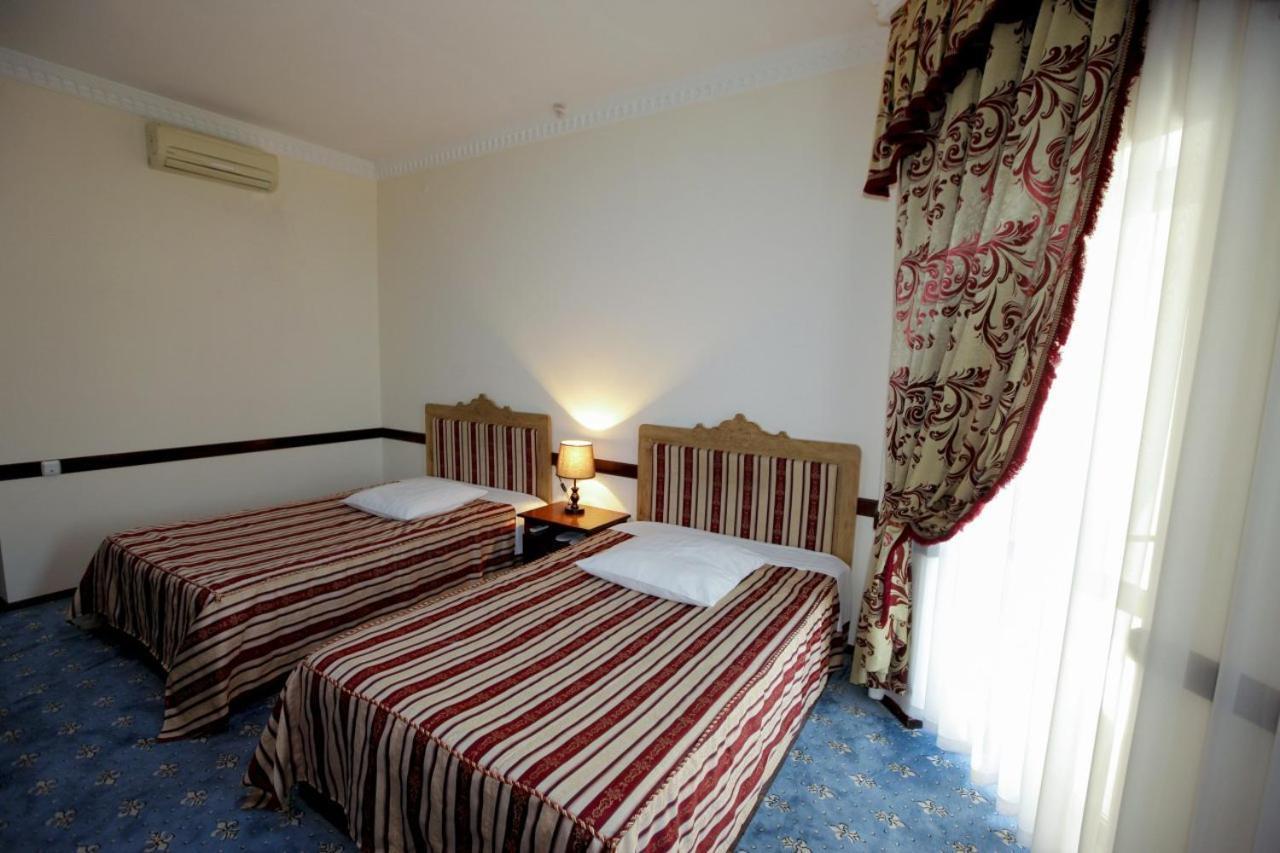 Sultan Hotel בוקורו מראה חיצוני תמונה