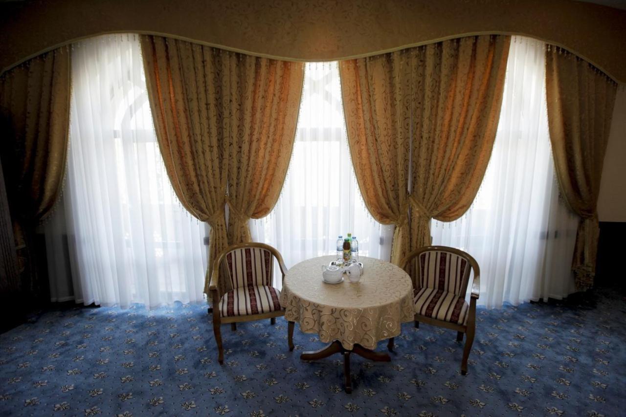 Sultan Hotel בוקורו מראה חיצוני תמונה