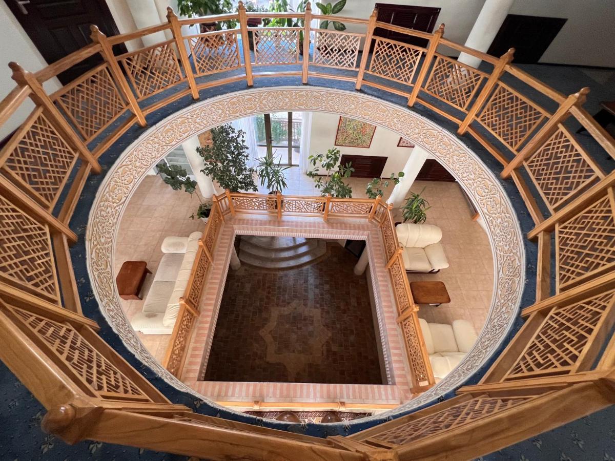 Sultan Hotel בוקורו מראה חיצוני תמונה