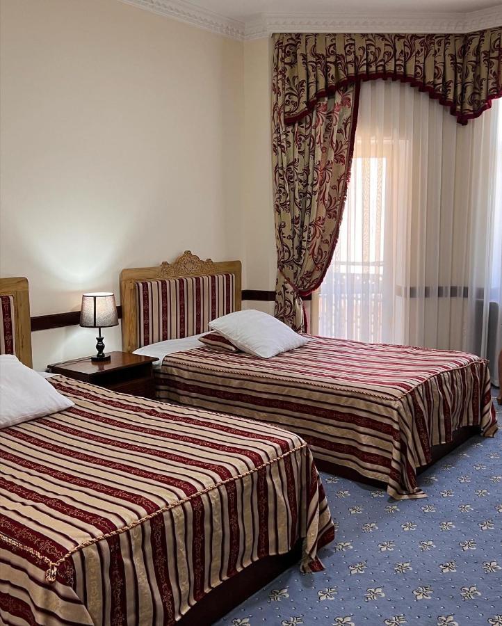 Sultan Hotel בוקורו מראה חיצוני תמונה