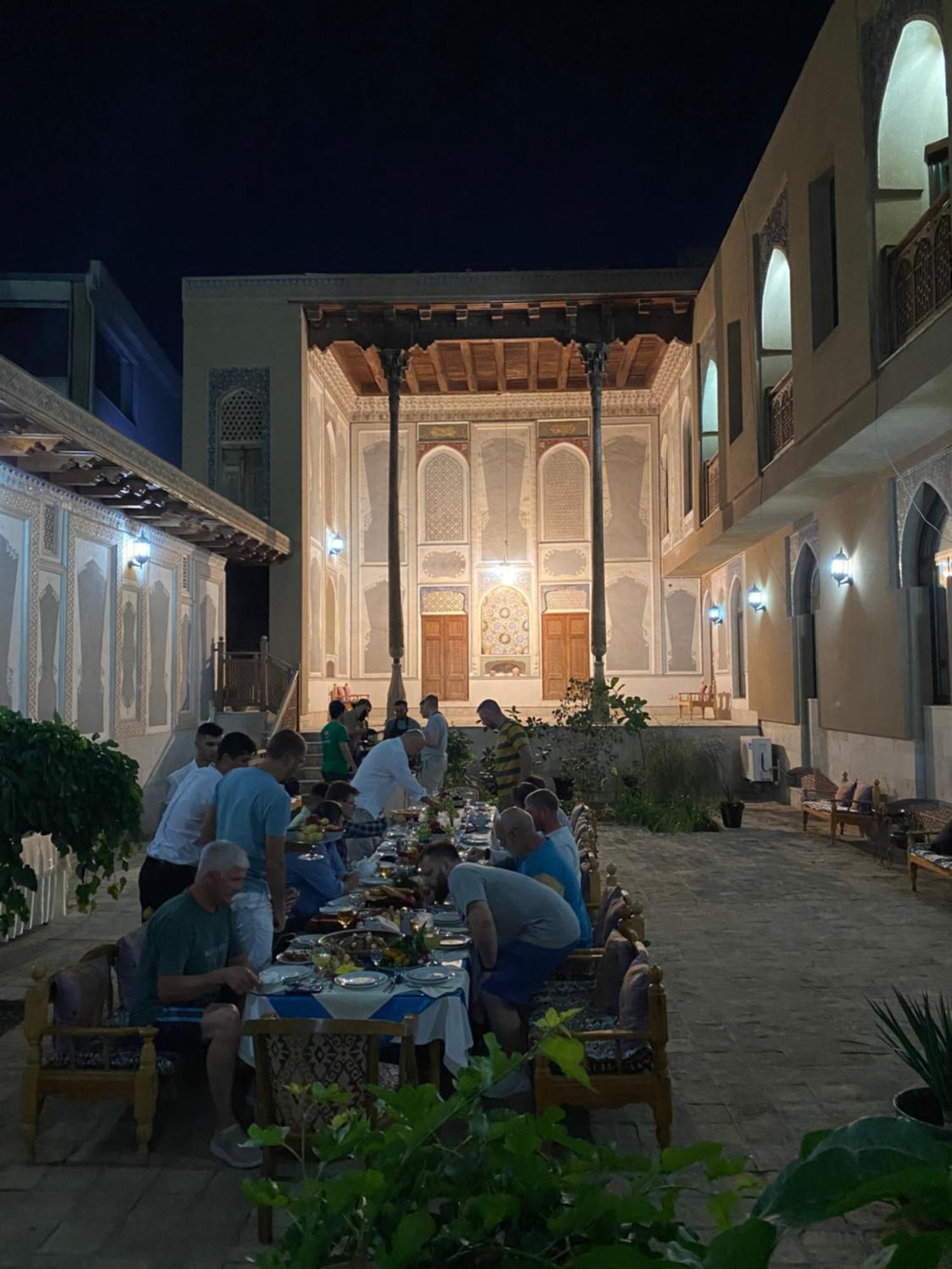 Sultan Hotel בוקורו מראה חיצוני תמונה